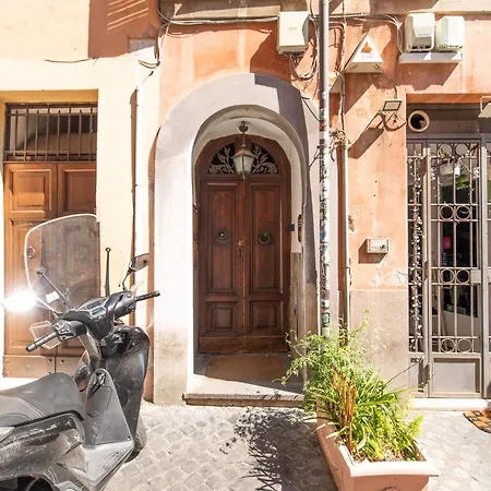 Dorotea Trastevere Apartment *